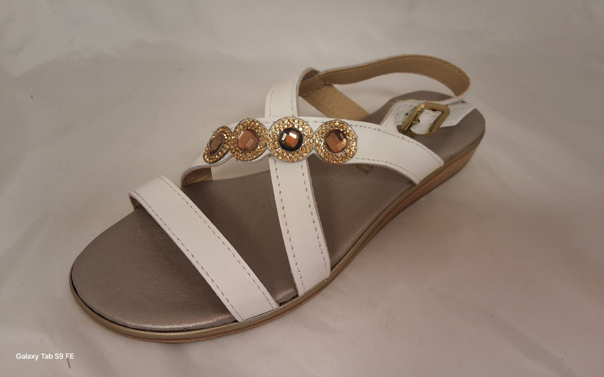 Női szandál 1059 Bianco