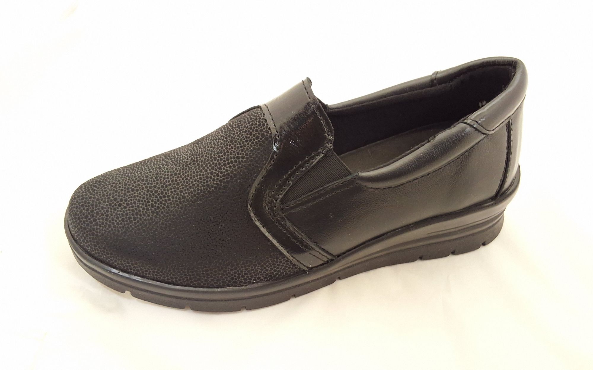 női bőr félcipő  862-11266.001 Planet black