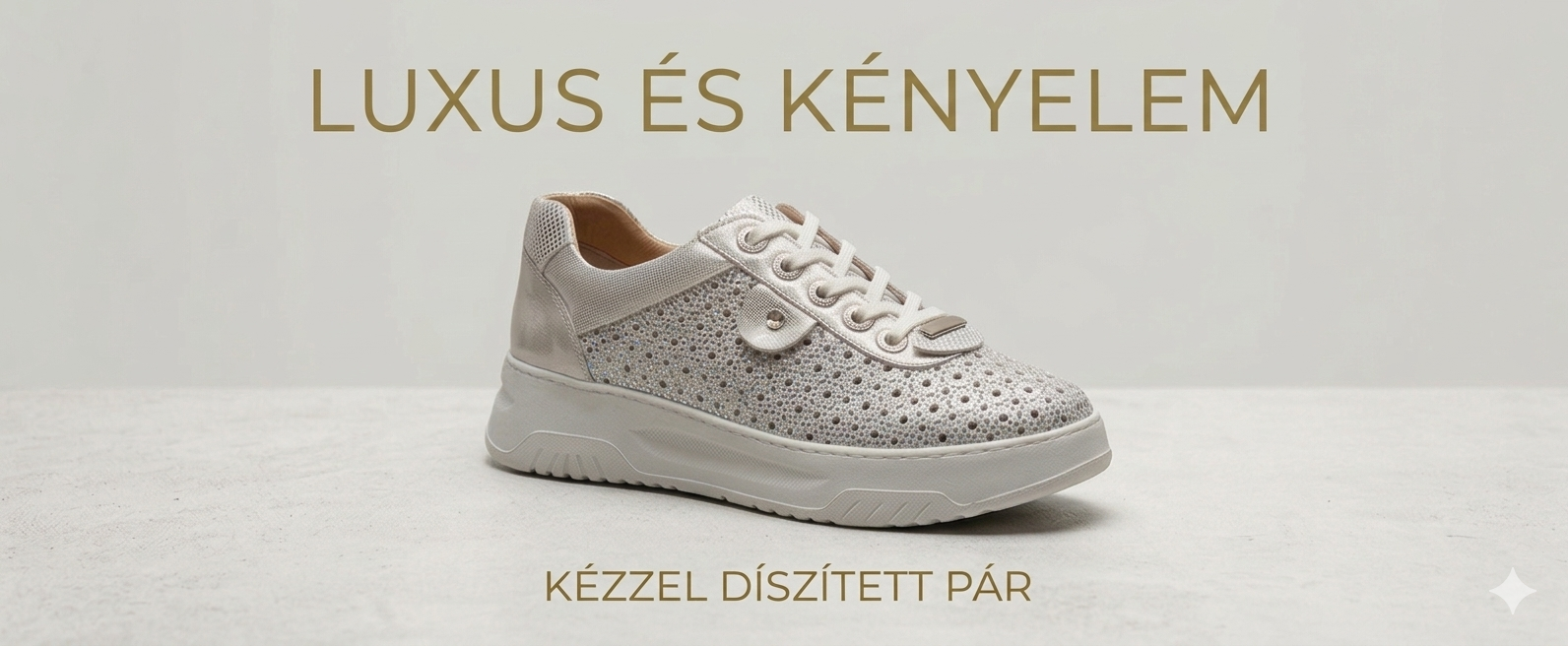Lyukacsos női bőr félcipő 021 760 ezüstfehér multikolor